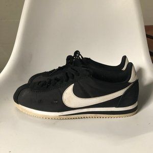 Nike Cortez basic nylon (Men's 9.5)